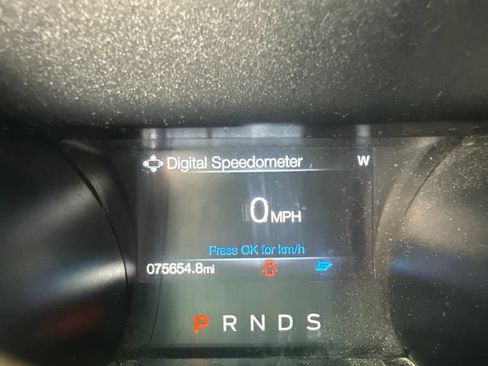Used 2020 Ford Mustang Premium RWD image 8