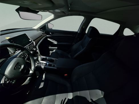 Used 2019 Honda Accord EX-L image 5