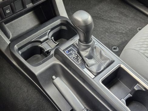 Used 2022 Toyota Tacoma SR RWD image 20