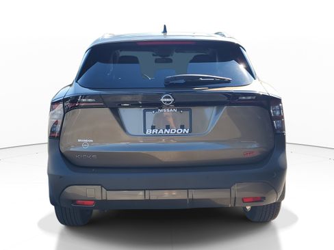 New 2026 Nissan Kicks SR FWD image 6