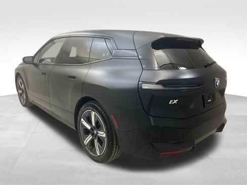 New 2022 BMW iX xDrive50 w/ Premium Package image 7