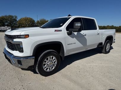Used 2024 Chevrolet Silverado 2500 LT