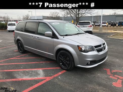Certified 2019 Dodge Grand Caravan GT image 4