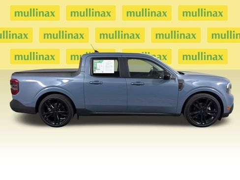 Used 2024 Ford Maverick Lariat w/ Black Appearance Package AWD/4WD image 2