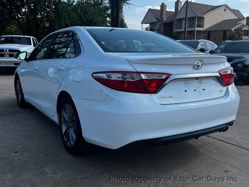 Used 2016 Toyota Camry SE FWD image 10