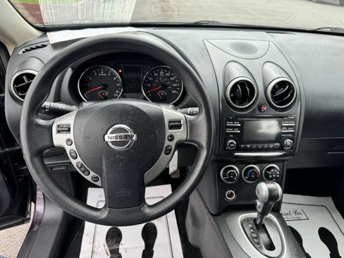 Used 2015 Nissan Rogue S w/ Convenience Package AWD/4WD image 5
