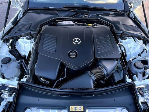 Used 2022 Mercedes-Benz C 300 4MATIC Sedan image 10