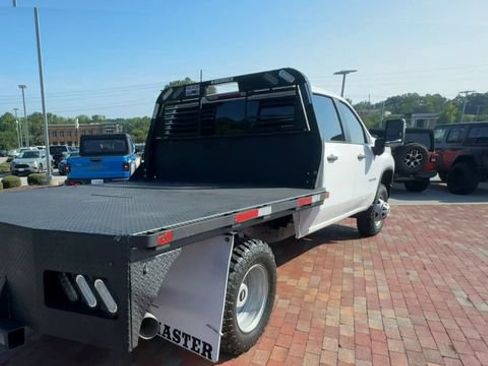 Used 2023 Chevrolet Silverado 3500 W/T w/ WT Fleet Convenience Package AWD/4WD image 2