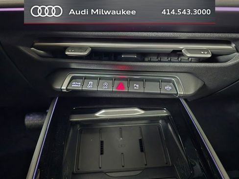 New 2026 Audi Q3 quattro 2.0T AWD/4WD image 28