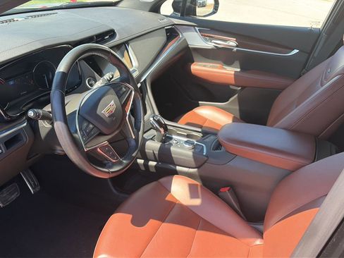 Used 2023 Cadillac XT5 Sportv AWD/4WD image 8