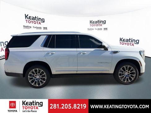 Used 2025 GMC Yukon Denali w/ Sun & Power Step Package image 8