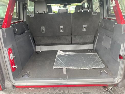 New 2026 Ford Bronco Outer Banks w/ Sasquatch Package AWD/4WD image 14