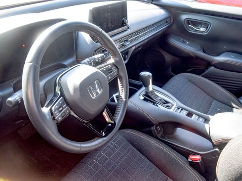 Used 2024 Honda HR-V Sport image 22
