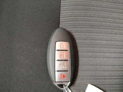 Used 2025 Nissan Sentra SV w/ All-Weather Package image 32