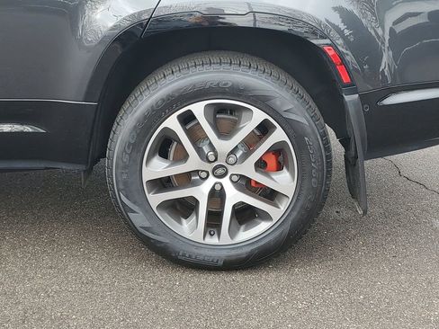 Certified 2024 Land Rover Defender 130 X image 28