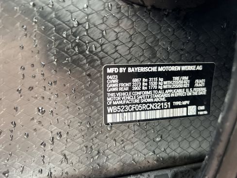 Certified 2024 BMW iX xDrive50 w/ Premium Package AWD/4WD image 34