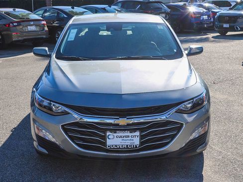 Used 2024 Chevrolet Malibu LT image 2