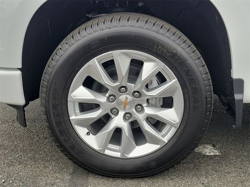 New 2026 Chevrolet Silverado 1500 Custom image 22