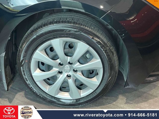 Certified 2024 Toyota Corolla LE AWD/4WD image 9