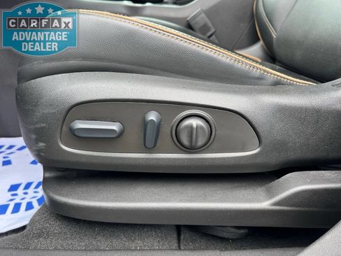Used 2023 GMC Terrain AT4 AWD/4WD image 9