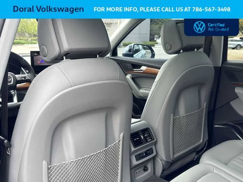 Used 2023 Audi Q5 2.0T Premium w/ Convenience Package image 23