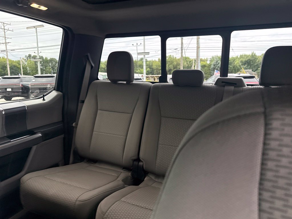 Used 2018 Ford F150 XLT w/ Equipment Group 302A Luxury AWD/4WD image 22