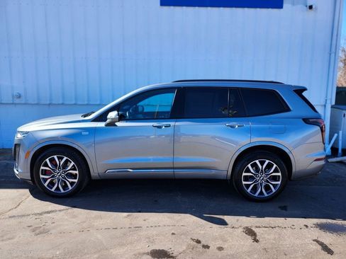 Used 2024 Cadillac XT6 Sport AWD/4WD image 2