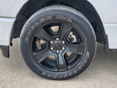 Used 2023 RAM 1500 Lone Star AWD/4WD image 10