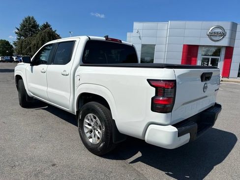Certified 2024 Nissan Frontier SV w/ Technology Package AWD/4WD image 3