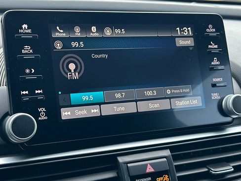 Used 2019 Honda Accord Sport image 18