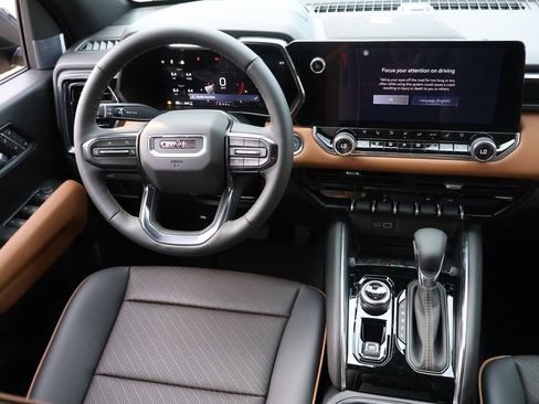 New 2026 GMC Canyon AT4 w/ Technology Plus Package AWD/4WD image 18