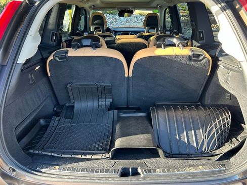 Used 2016 Volvo XC90 T6 Momentum AWD/4WD image 27