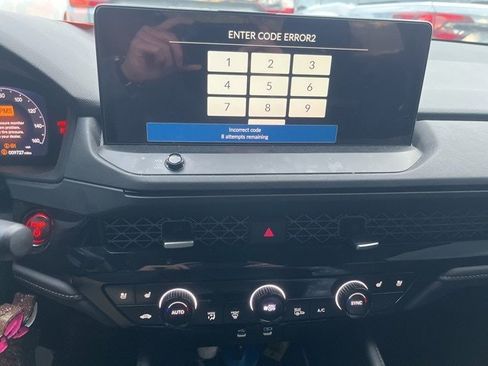 Used 2025 Honda Accord Touring image 15