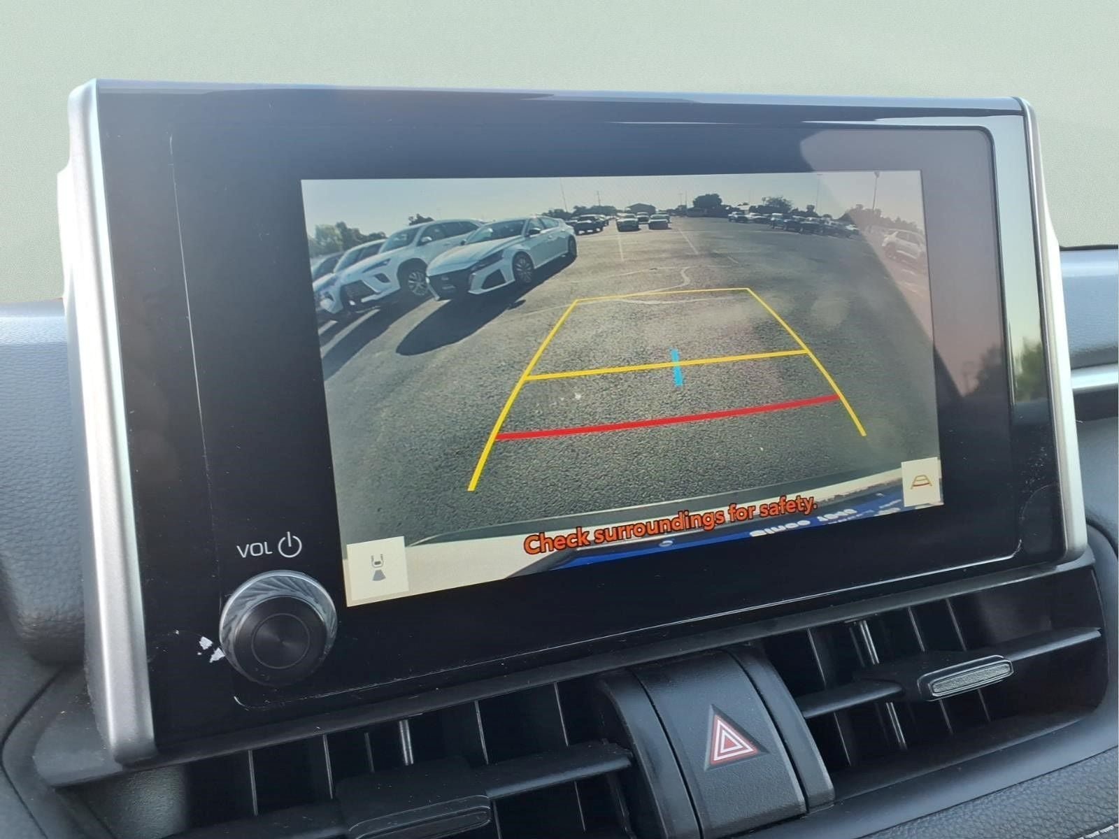Used 2024 Toyota RAV4 XLE FWD image 10