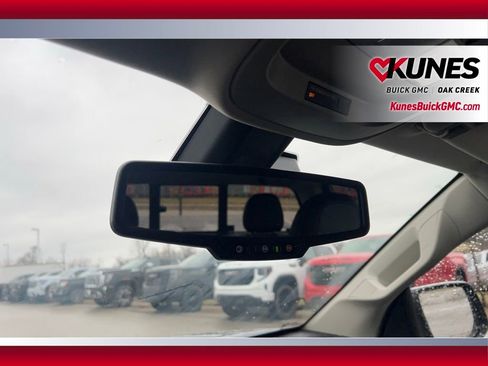 Used 2021 GMC Canyon Denali image 29