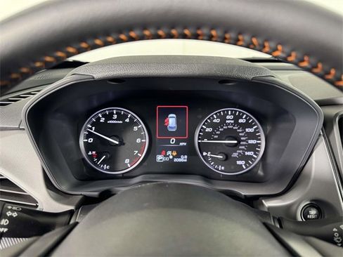 Used 2025 Subaru Crosstrek 2.5i Limited image 3