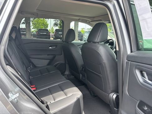 New 2026 Nissan Rogue Dark Armor FWD image 17