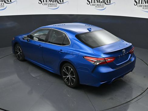 Used 2019 Toyota Camry SE FWD image 22