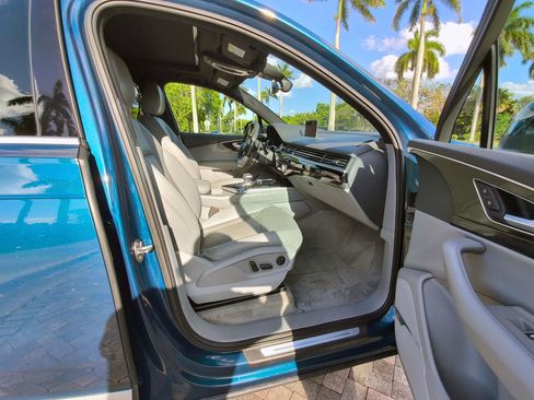 Used 2019 Audi Q7 3.0T Prestige AWD/4WD image 37