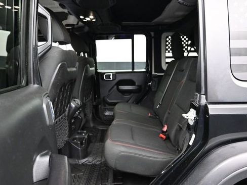 Used 2019 Jeep Wrangler Unlimited Rubicon AWD/4WD image 21