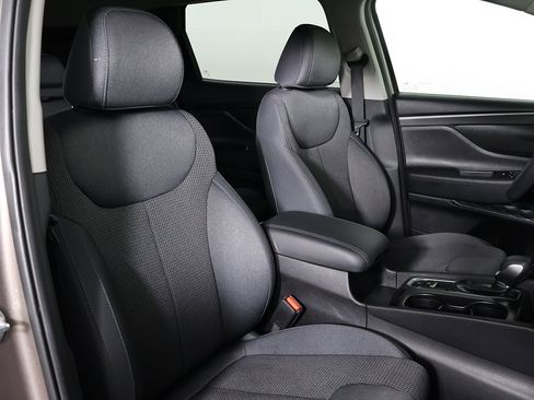 Used 2019 Hyundai Santa Fe SE image 27