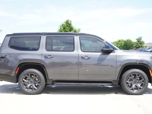 New 2026 Jeep Grand Wagoneer 4WD image 10