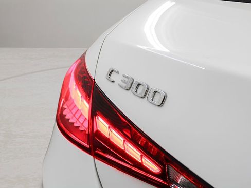 Used 2024 Mercedes-Benz C 300 Sedan image 41