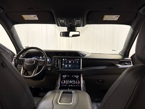 Used 2022 GMC Yukon Denali AWD/4WD image 29