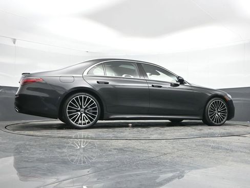 Used 2022 Mercedes-Benz S 580 4MATIC Sedan image 38