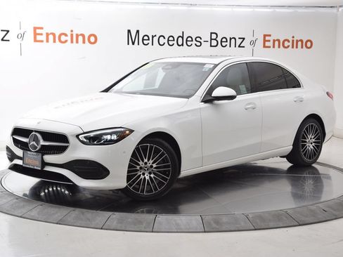 Used 2023 Mercedes-Benz C 300 Sedan image 2