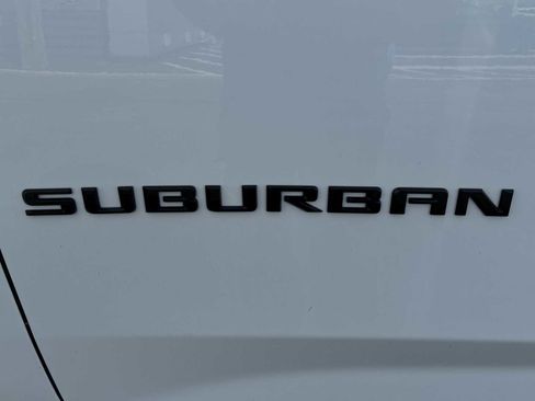 Certified 2021 Chevrolet Suburban RST image 33