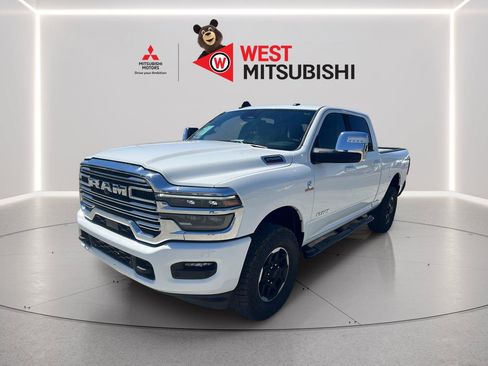 Used 2026 RAM 2500 Laramie AWD/4WD image 1