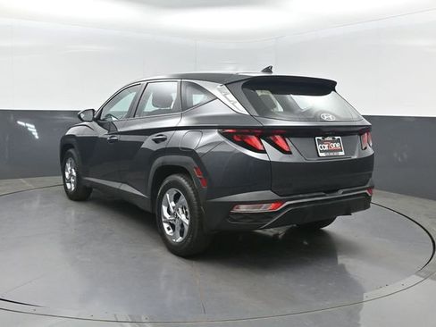 Used 2023 Hyundai Tucson SE FWD image 3