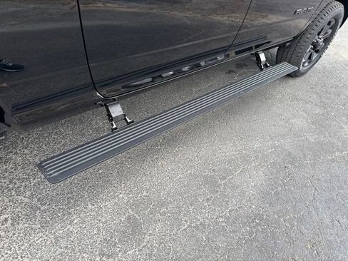 New 2026 RAM 3500 Laramie AWD/4WD image 16